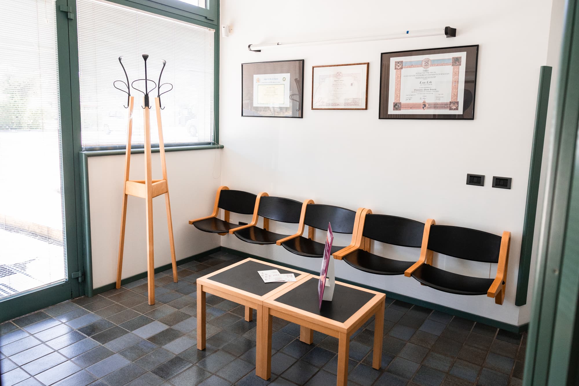 Sala d'attesa dello Studio Dentistico Lolli a Bagnacavallo